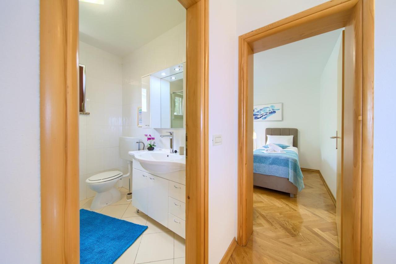 Apartment Jadran Malinska Exterior foto
